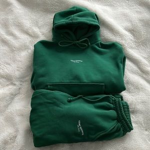 Green sweater and sweatpants set size S